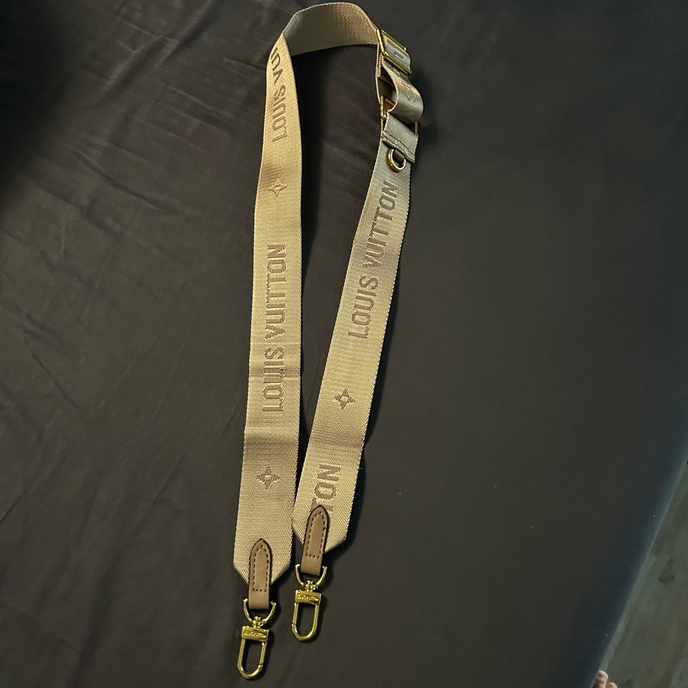 Faux LV sport strap - never used!